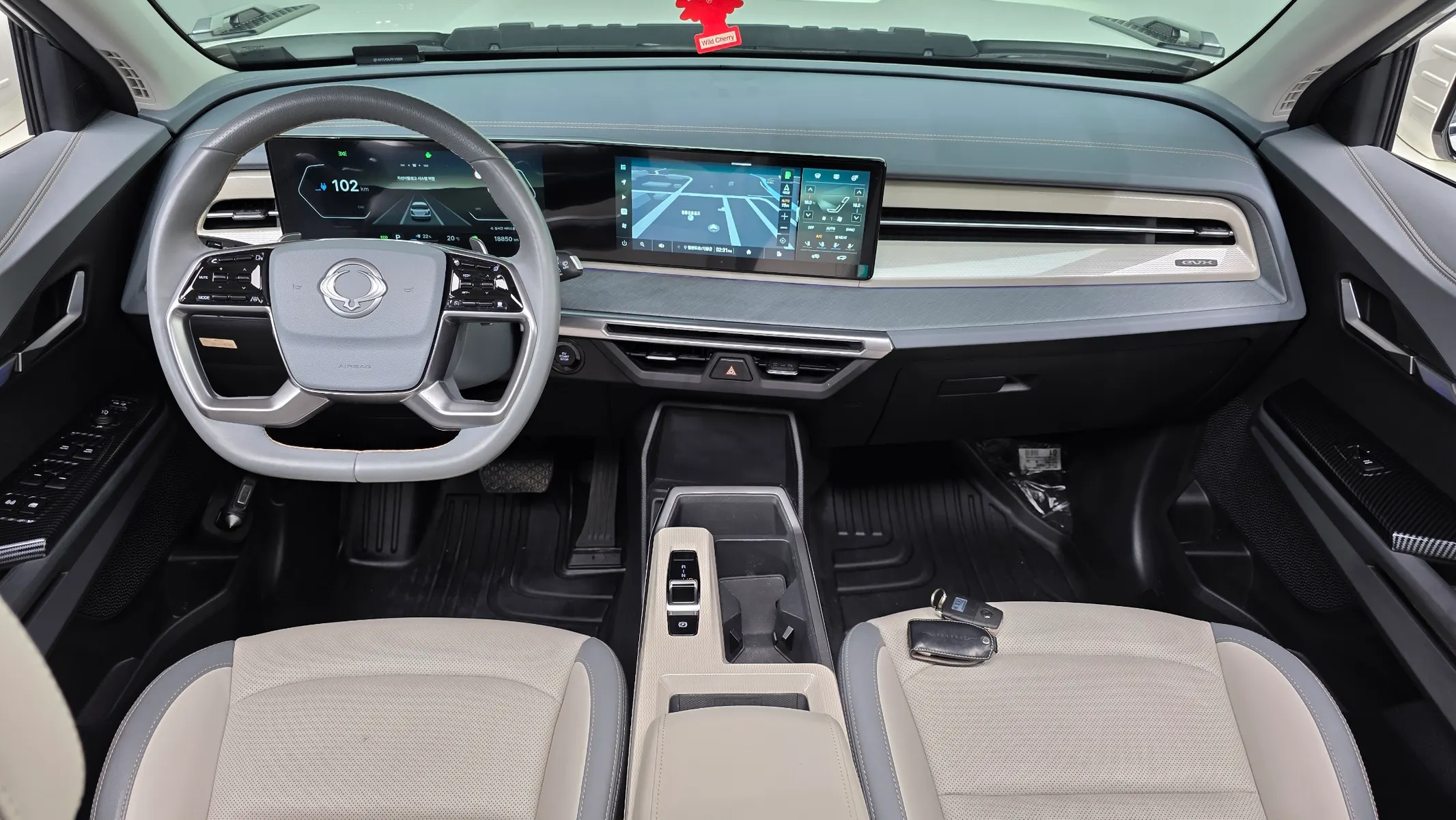 KG Mobility EVX E7 2024 4/5