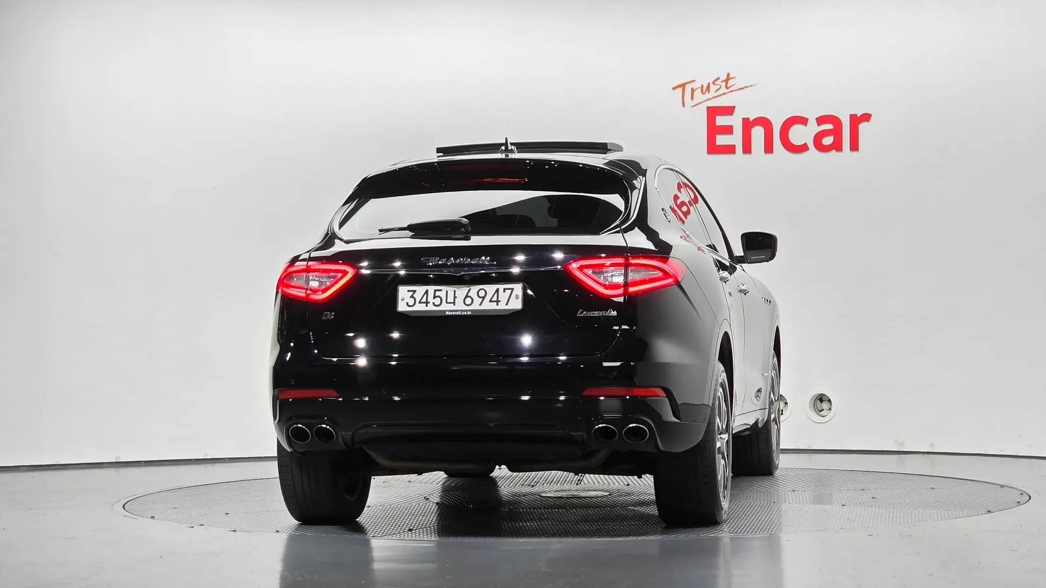 Maserati 르반떼 3.0 AWD 2020 3/5