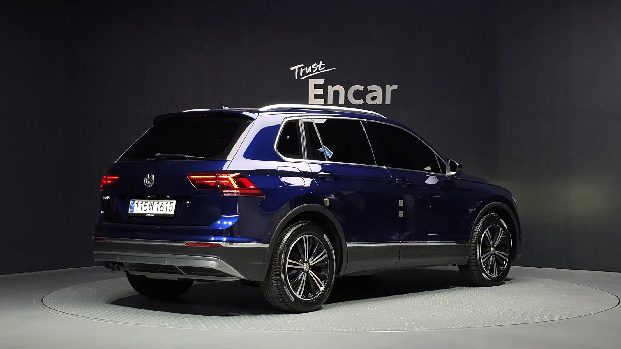 Volkswagen 2 2.0 TDI 2020 2/34
