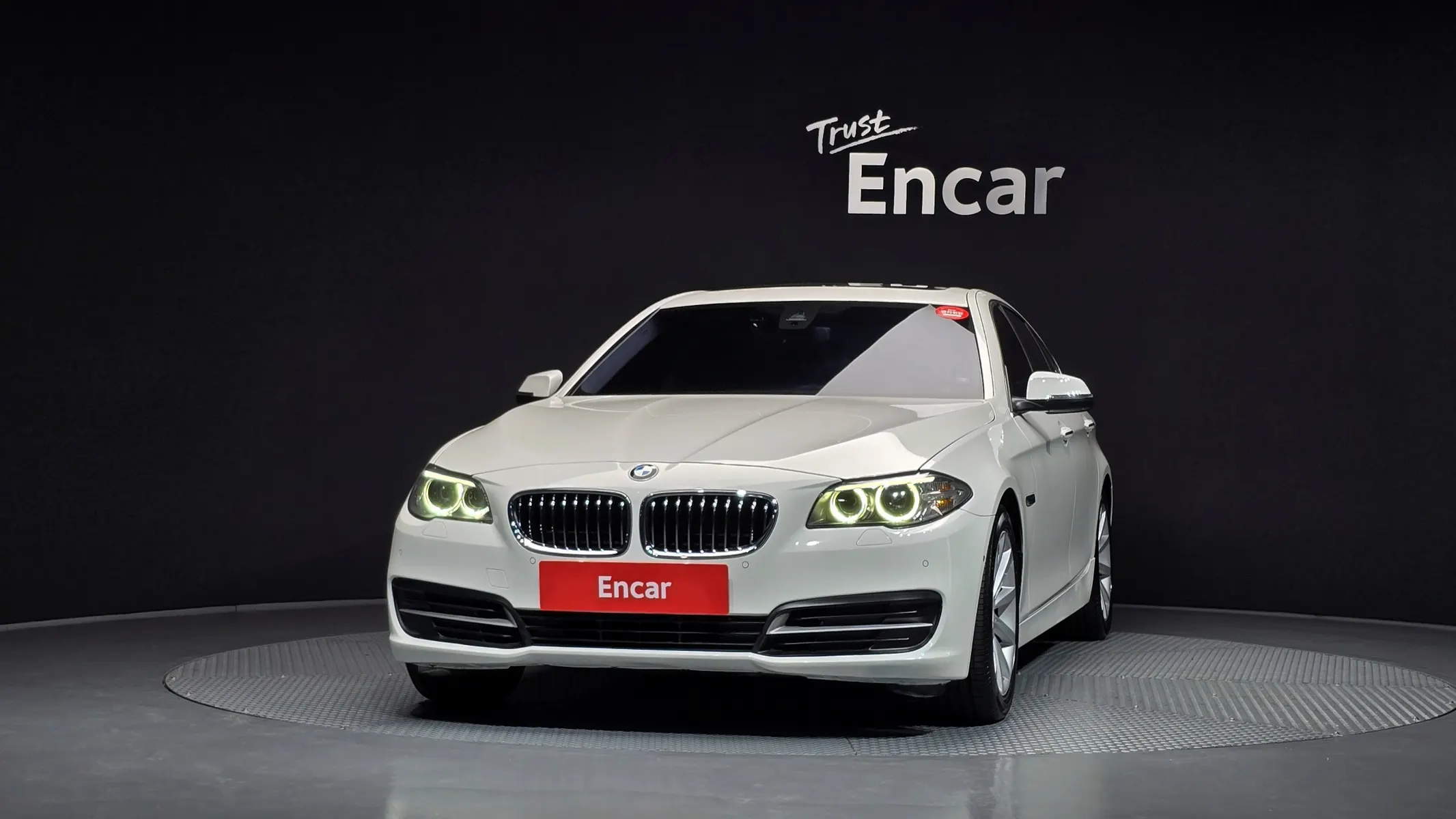 BMW 5 Series (F10) 528i 2015 3/21