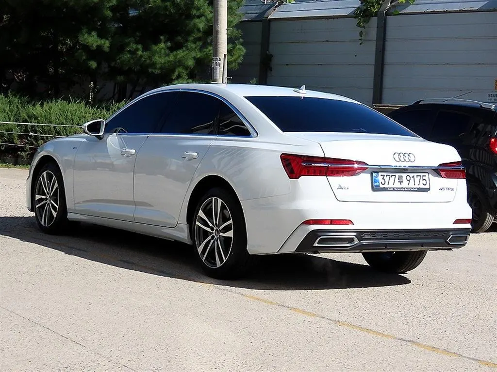 Audi A6 (C8) 45 TFSI 2022 3/21