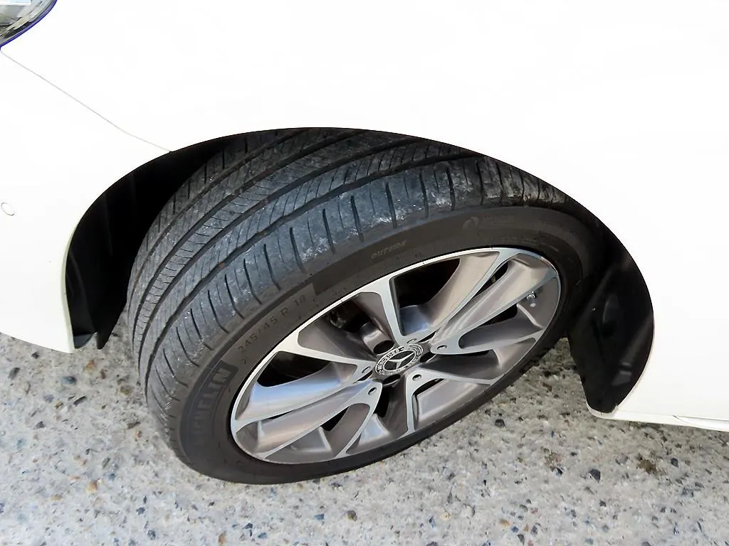 Mercedes-Benz E-Class W213 E300 4MATIC 2019 20/21
