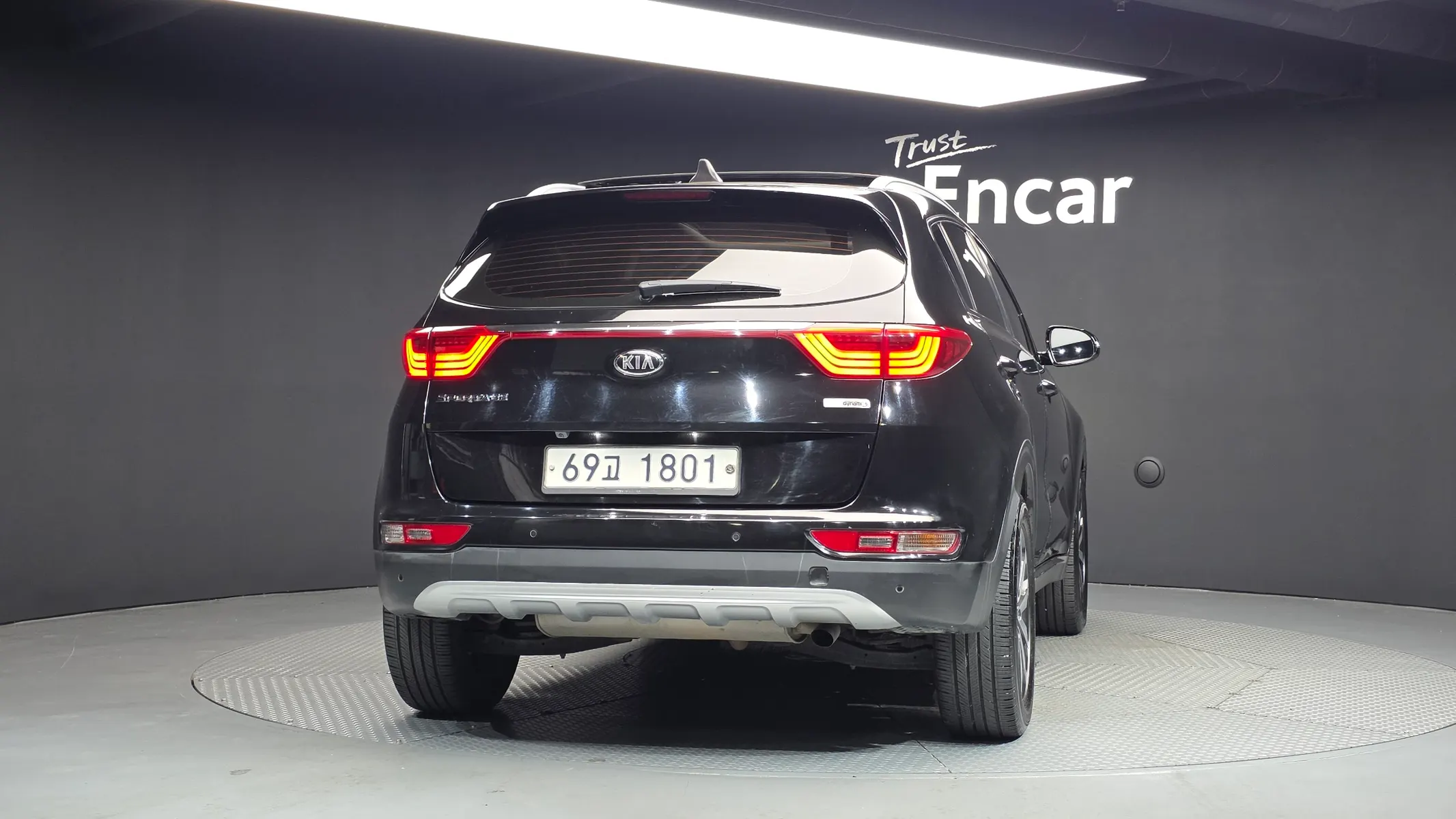 Kia 4 1.7 2WD 2016 3/5