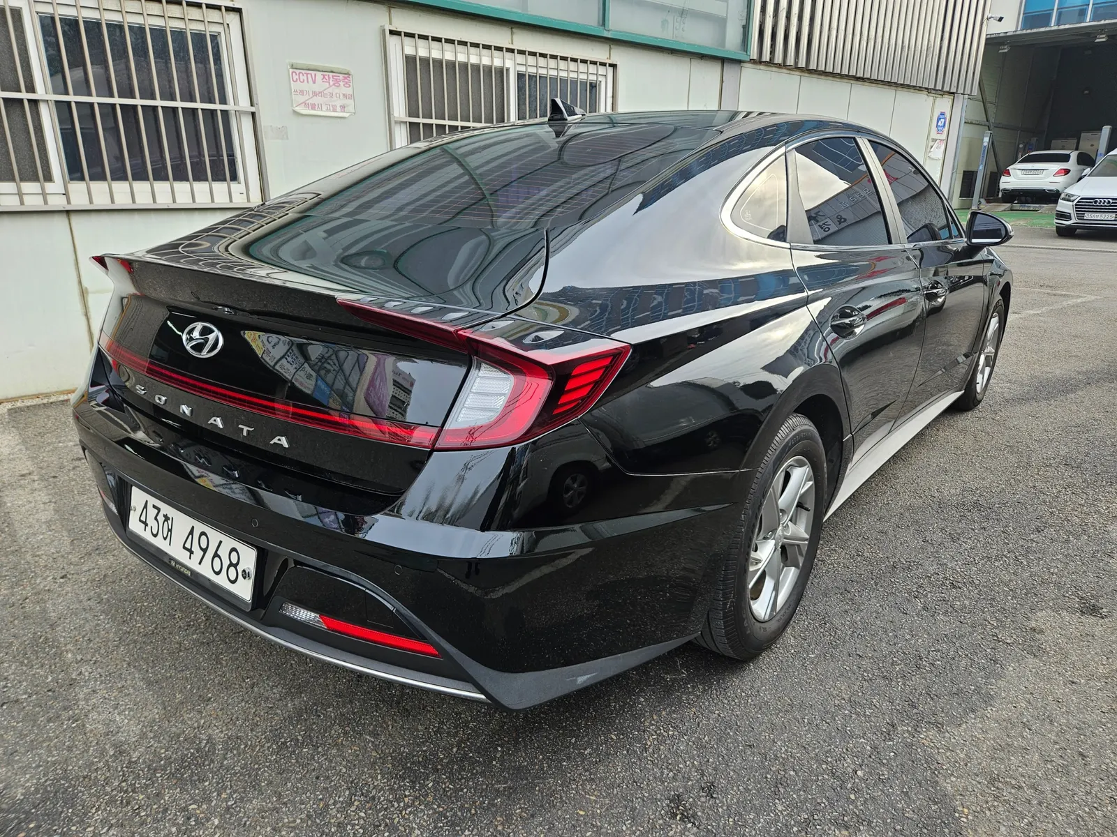 Hyundai (DN8) 2.0 LPG() 2021 2/5