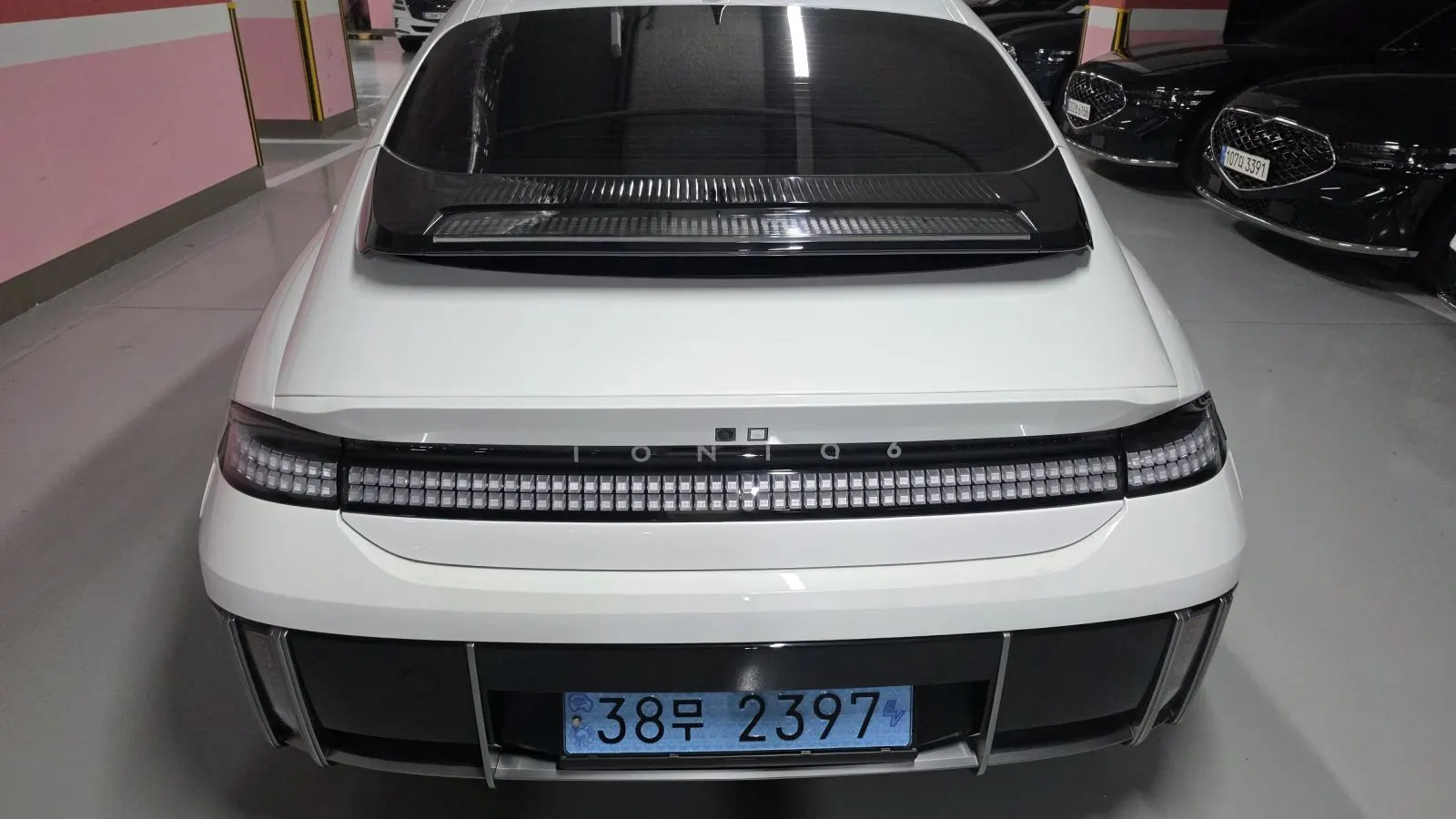 Hyundai Ioniq 6 2024 3/5