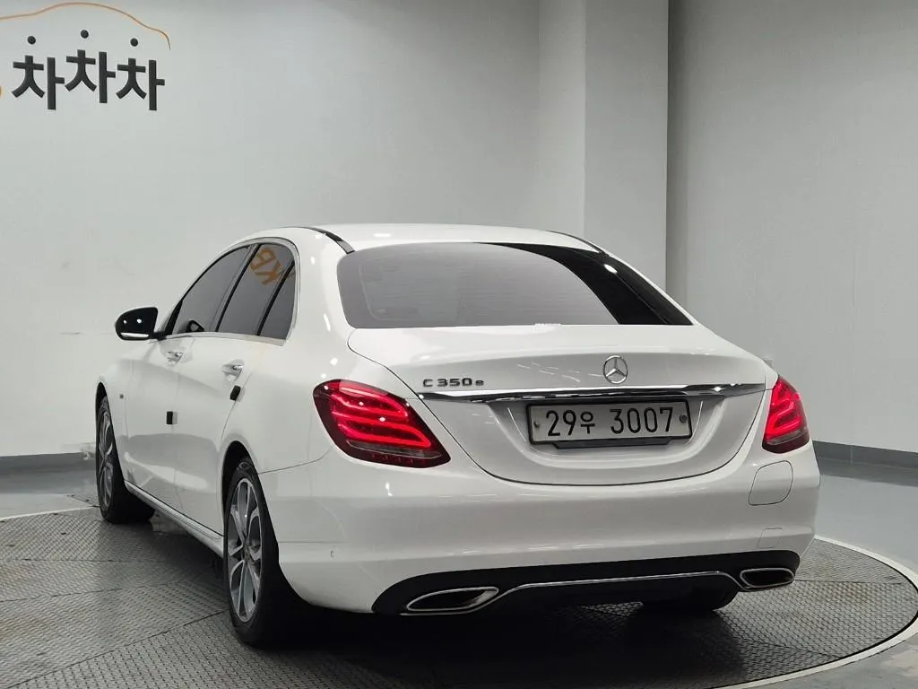 Mercedes-Benz C-Class W205 C350e 2018 2/21