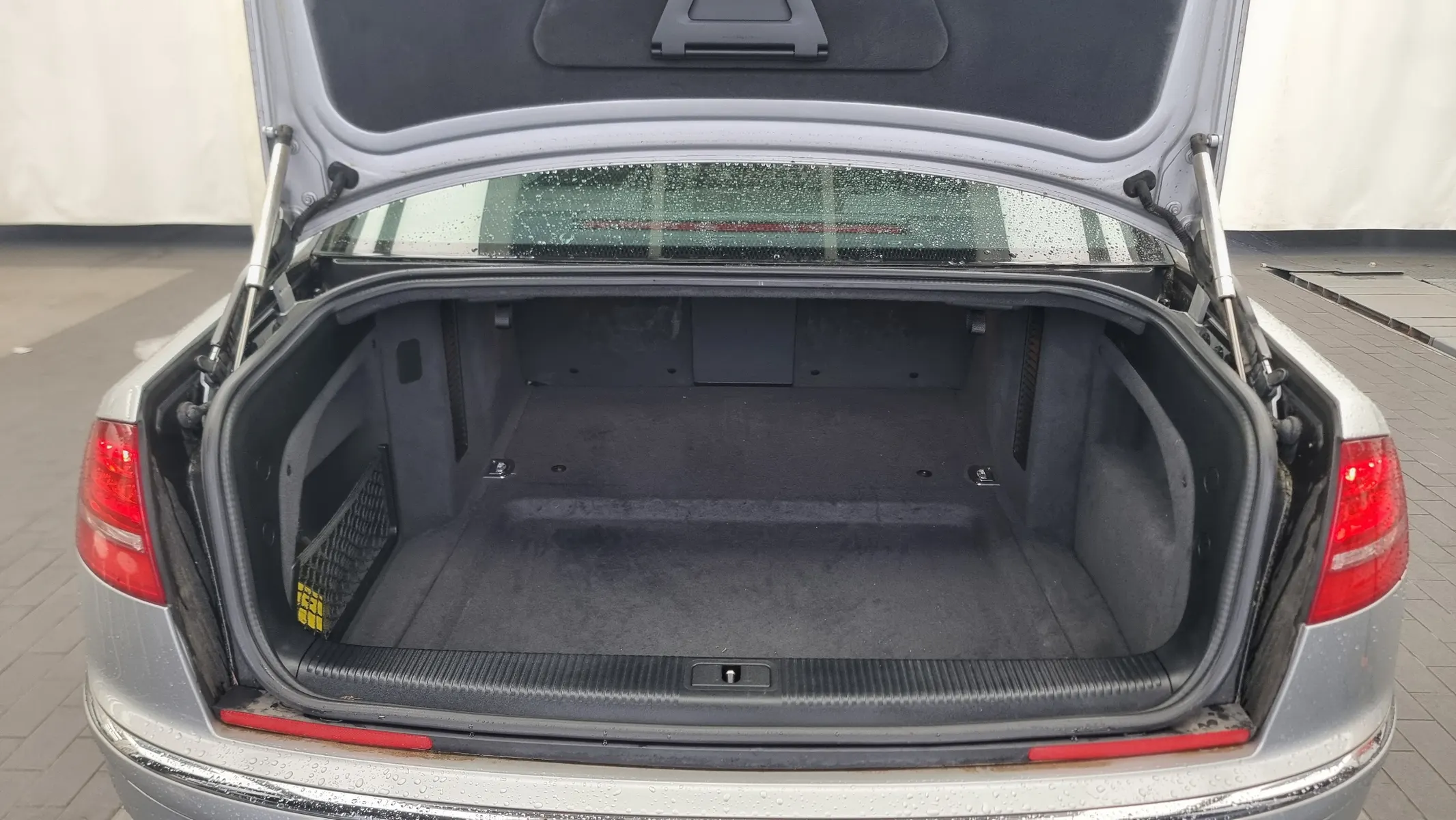Audi A8 3.2 FSI 2009 20/21