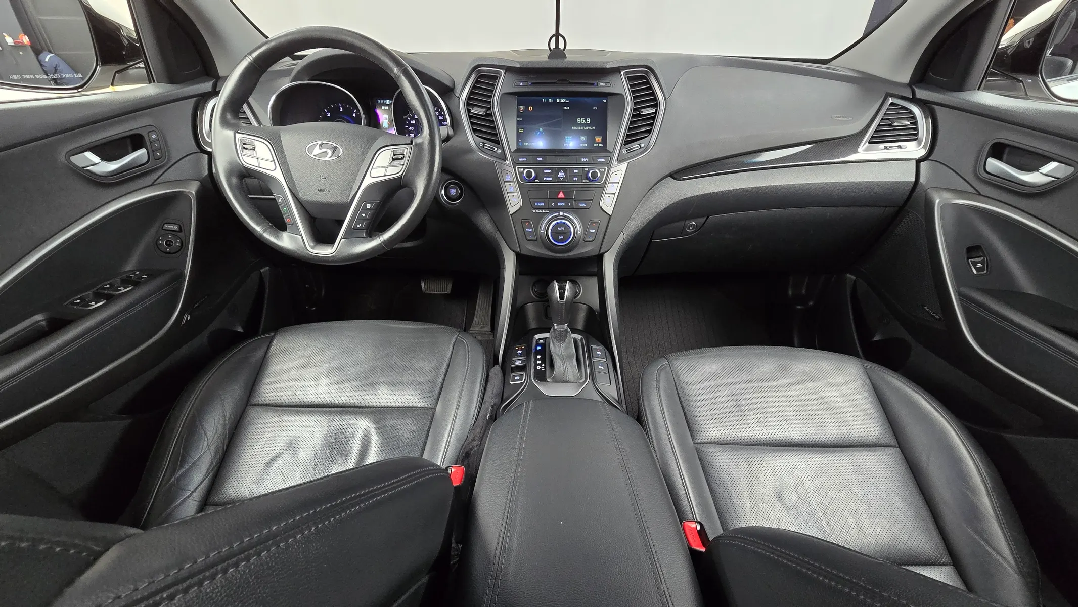 Hyundai DM (e-VGT) 2.0 2WD 2015 4/5