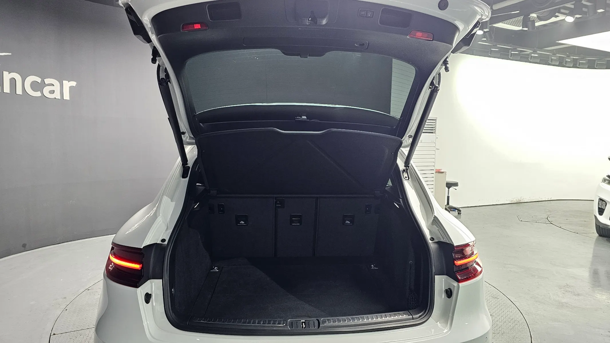 Porsche 마칸 3.0 GTS 2018 20/21