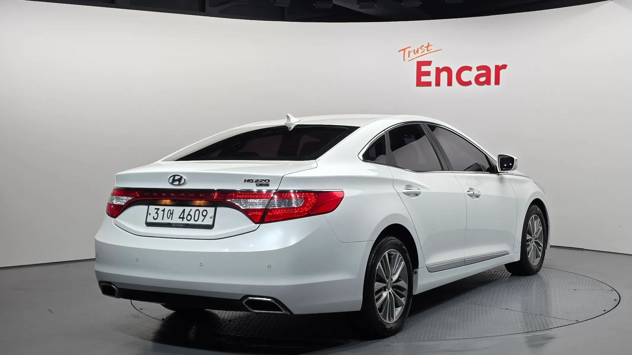 Hyundai Grandeur HG HG220 2015 2/21