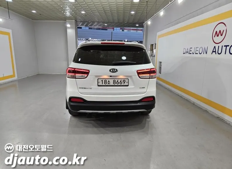 Kia Sorento 2.0 2WD 2017 2/5