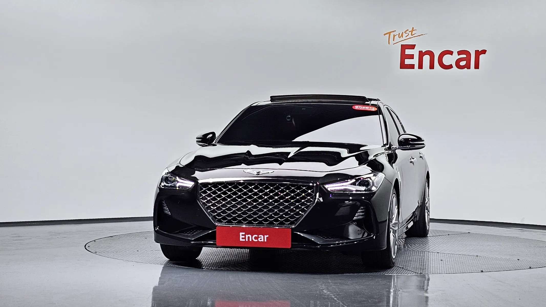 Genesis G70 2.0T 2019 2/5