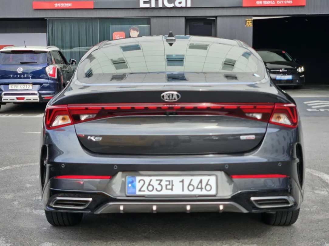 Kia K5 3 1.6 2021 2/5