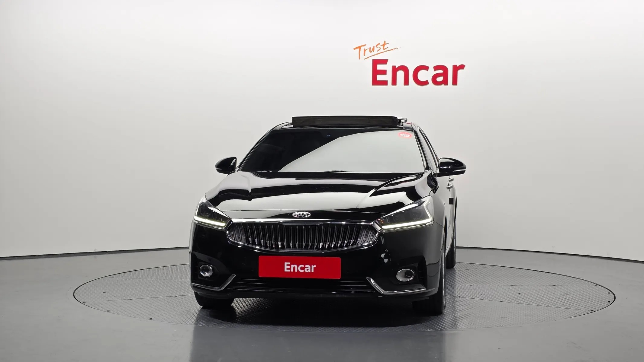 Kia K7 3.0 LPI () 2016 2/5