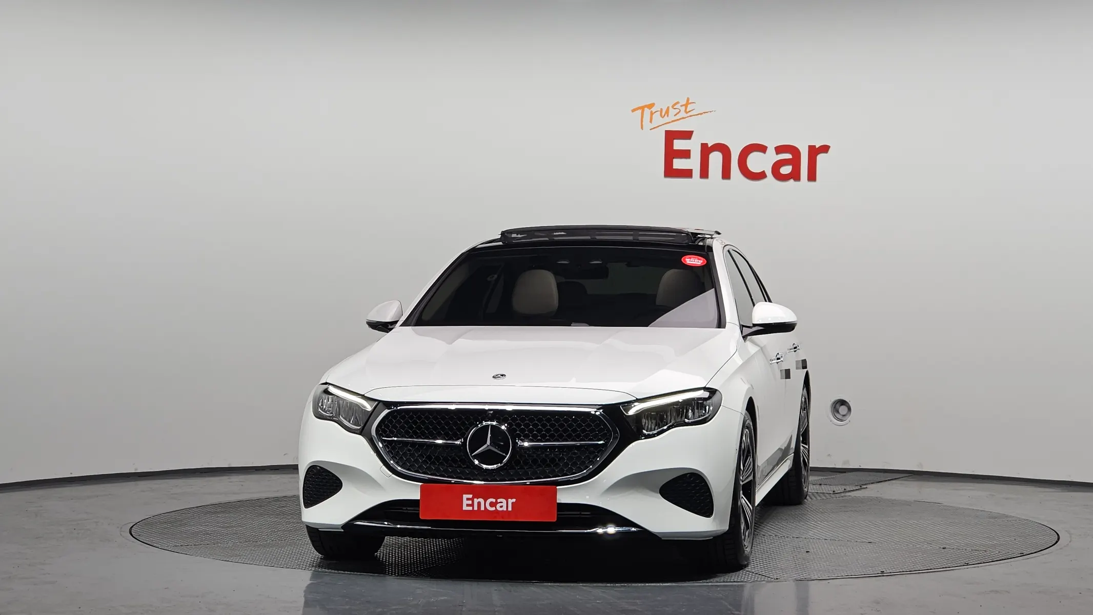Mercedes-Benz E-Class W214 E200 2025 3/21