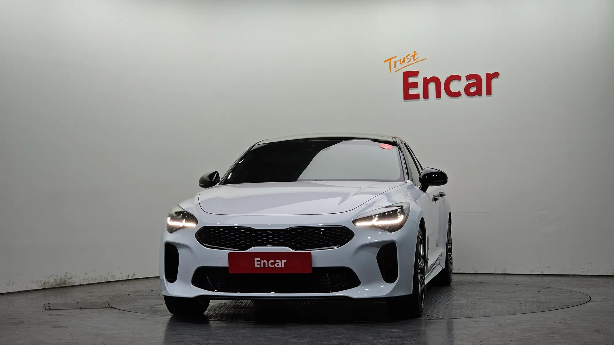 Kia Stinger 2.2 AWD 2018 2/5