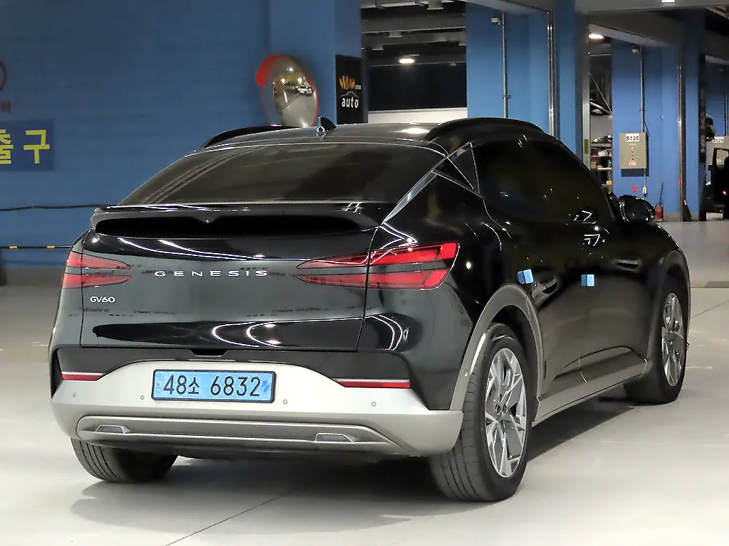 Genesis GV60 2022 3/5