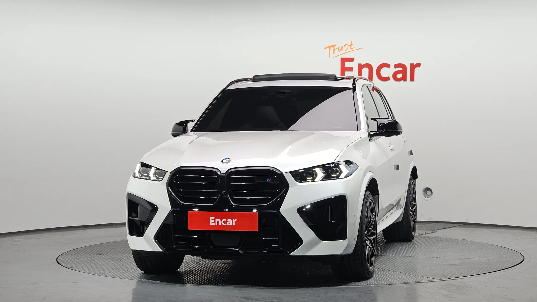 BMW X5M (G05) 4.4 2025 3/34