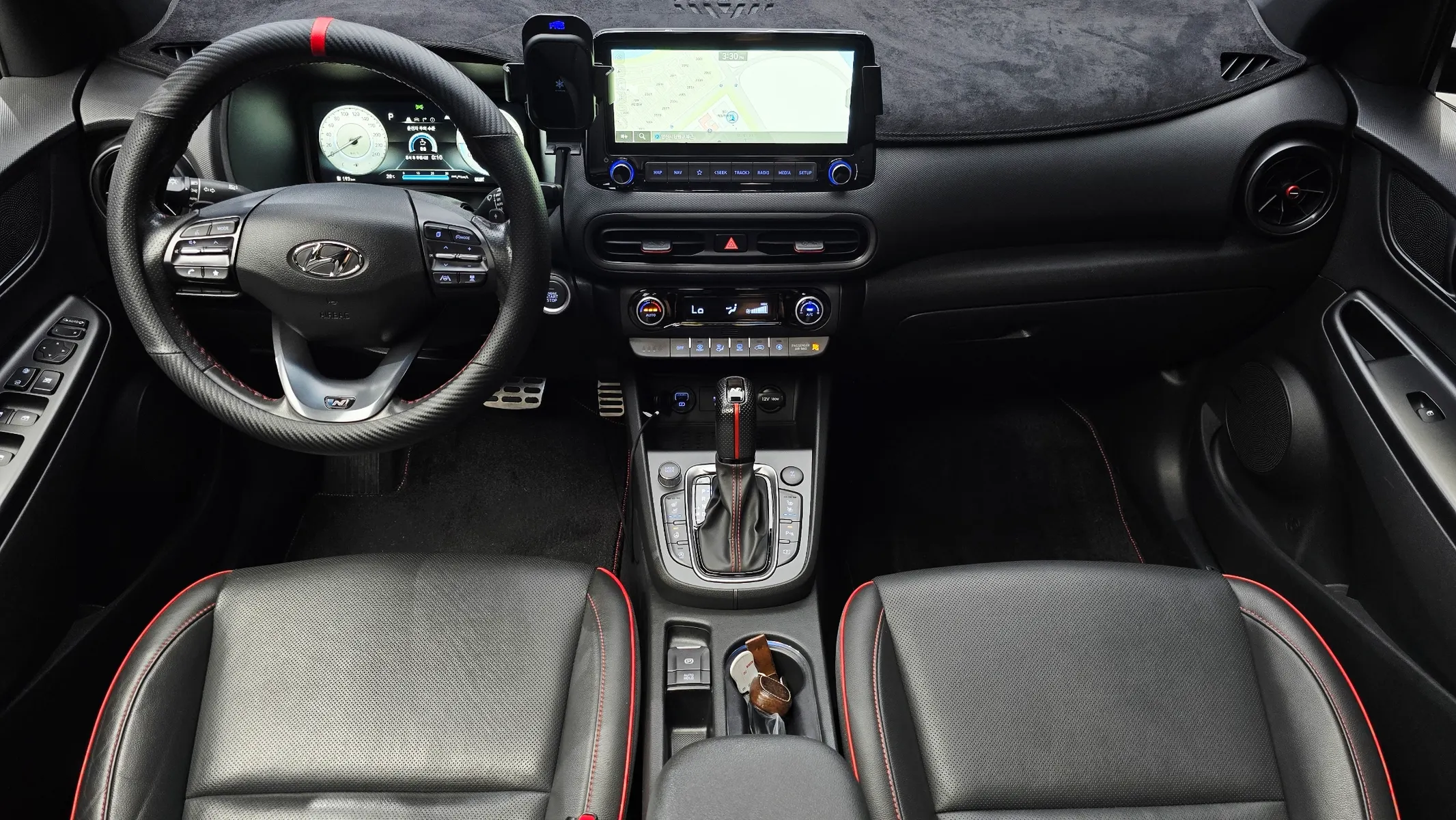 Hyundai 코나 1.6 4WD 2022 4/5