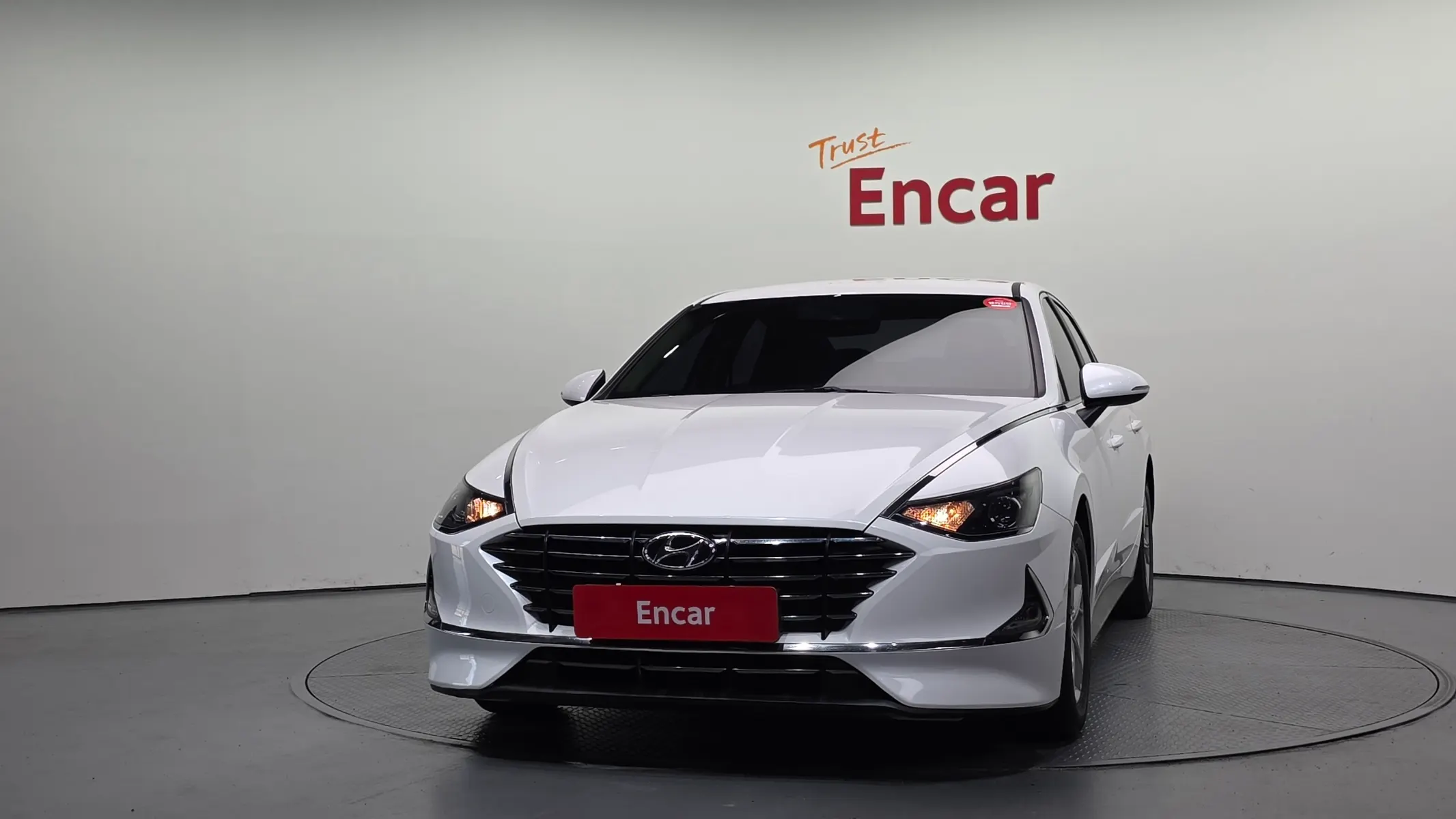 Hyundai (DN8) 2.0 LPG() 2019 2/5