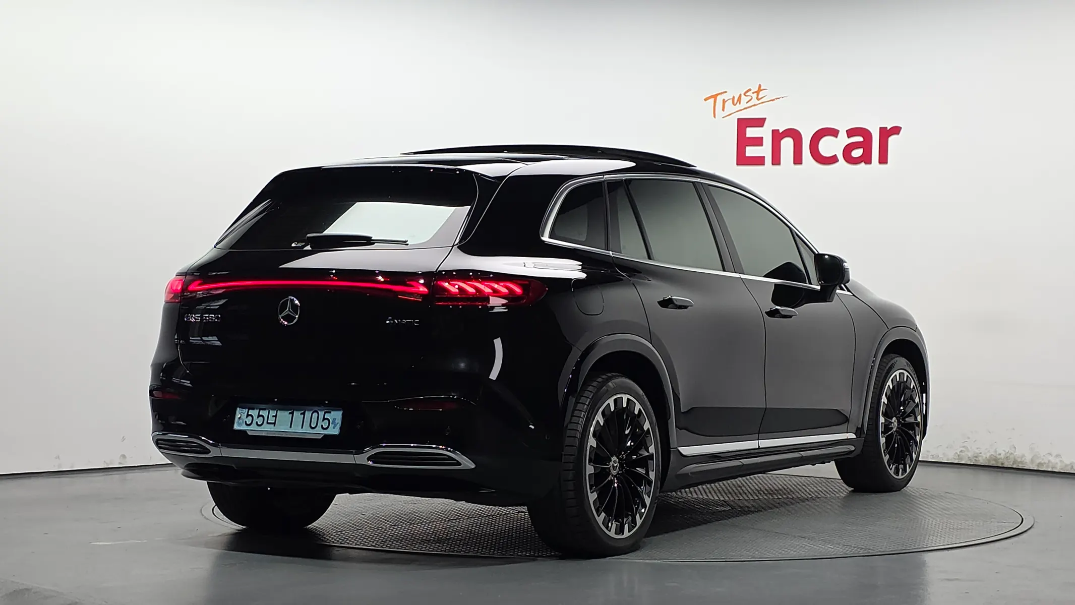 Mercedes-Benz EQS SUV X296 EQS580 4MATIC 2023 2/36