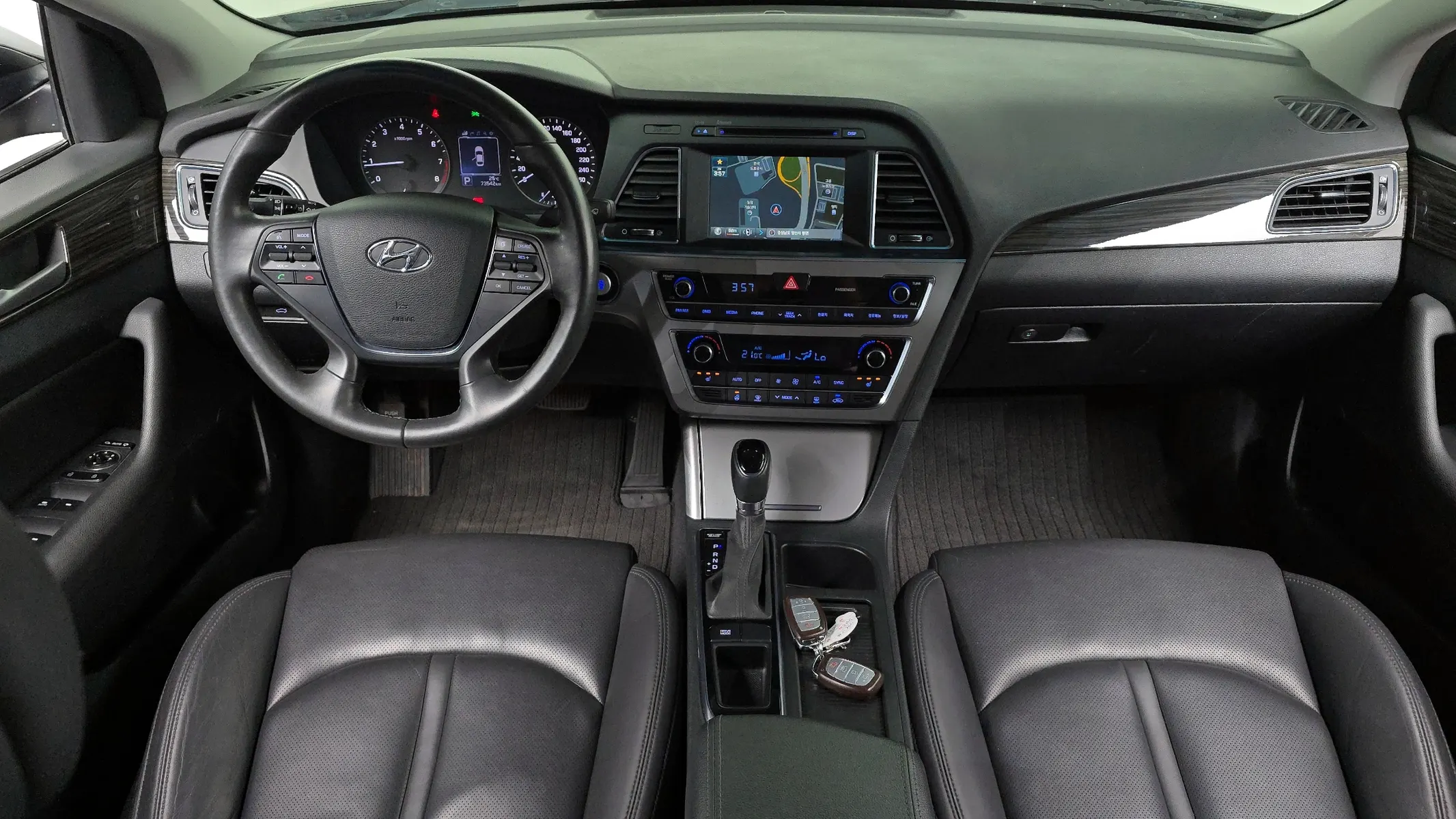 Hyundai LF 2.0 2015 4/5