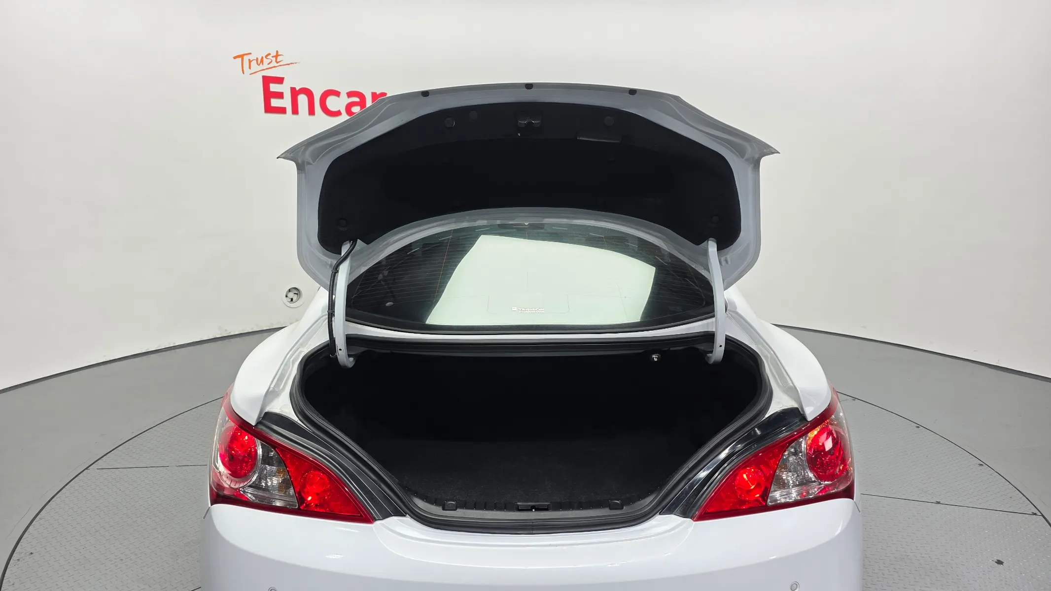 Hyundai Coupe 200 D 2015 20/21