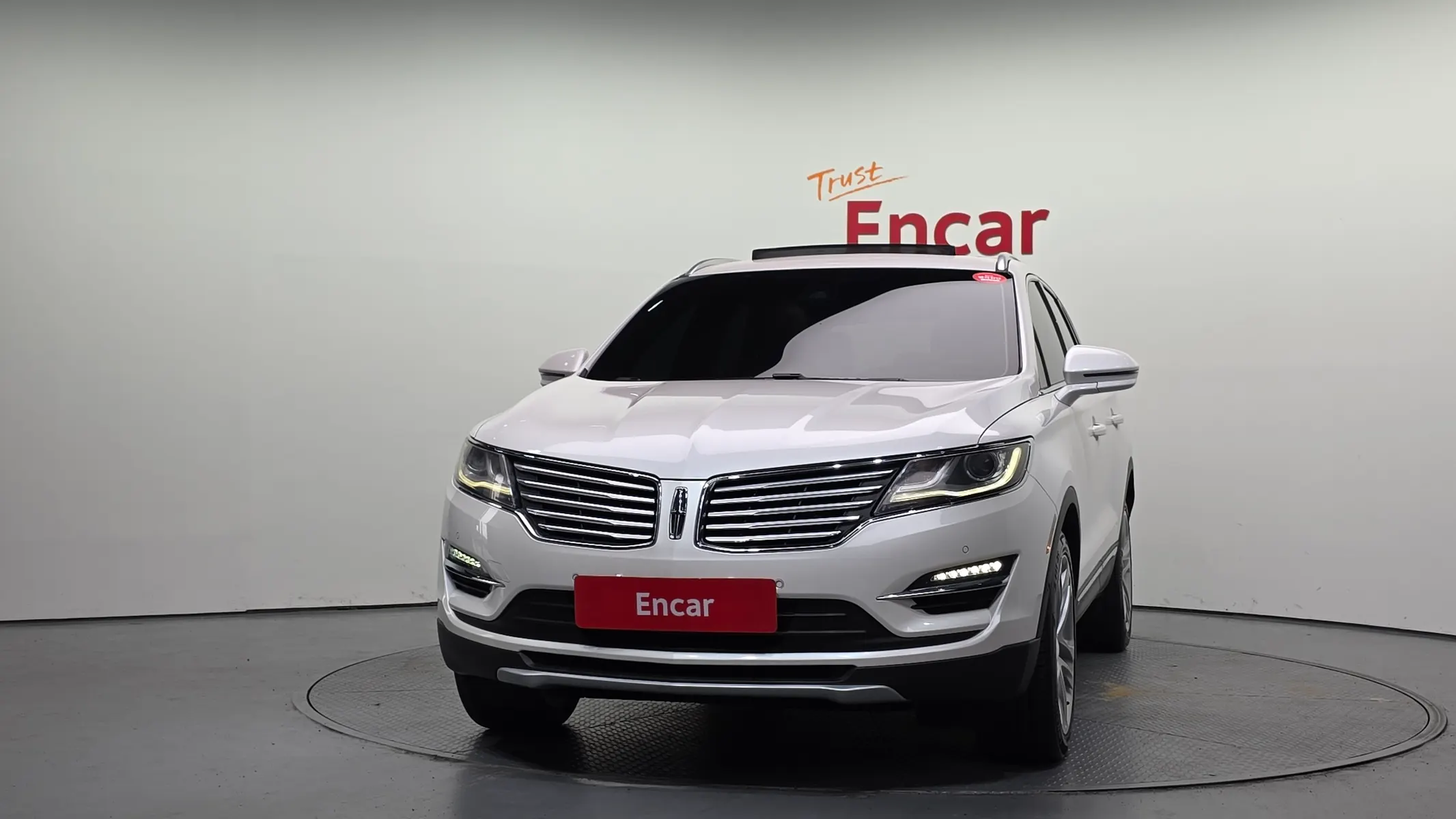 Lincoln MKC 2.0 AWD 2017 2/5