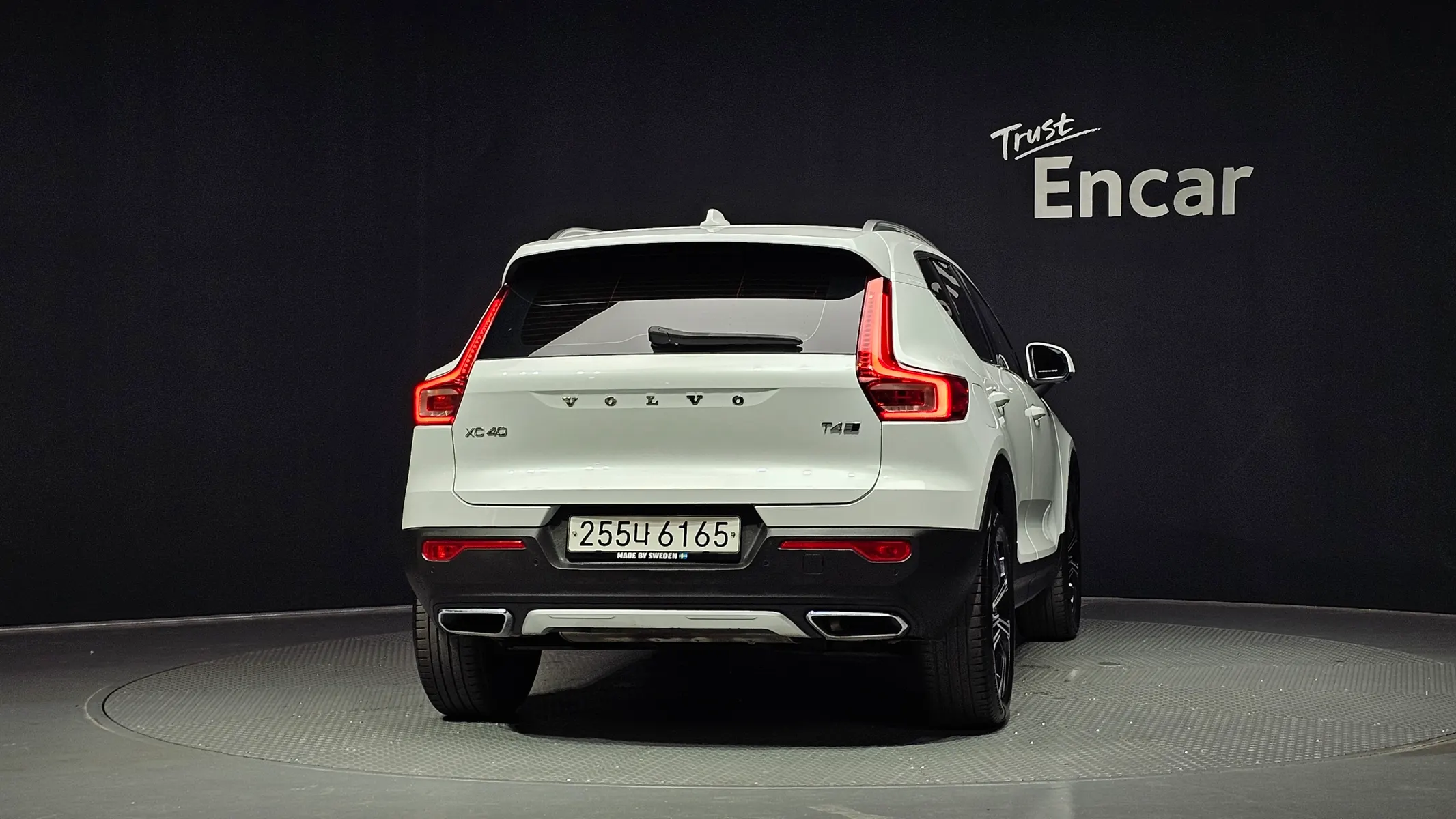 Volvo XC40 T4 2020 3/5