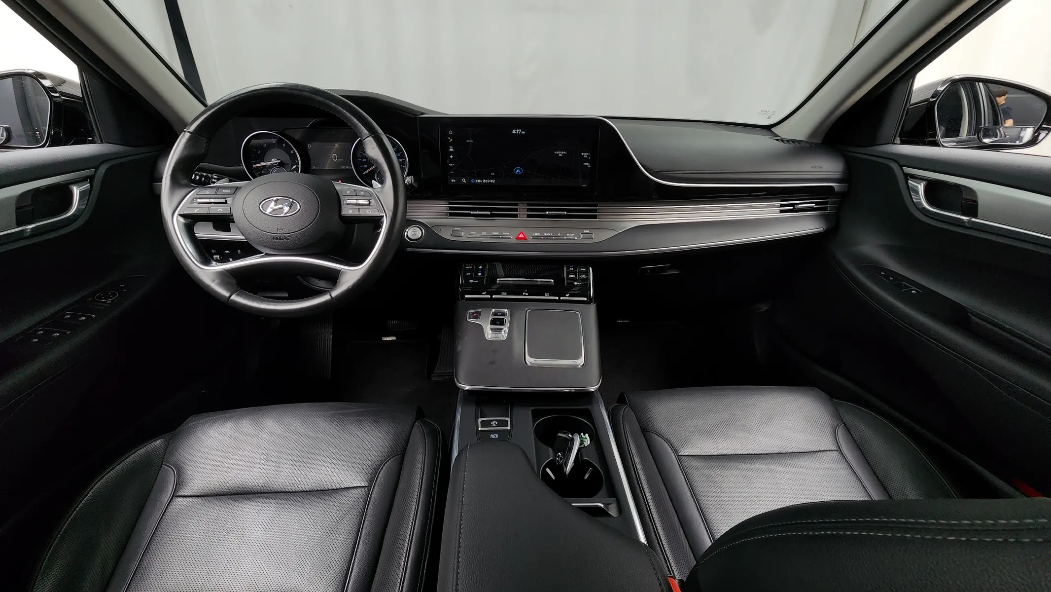 Hyundai IG 3.0 LPi () 2020 4/5