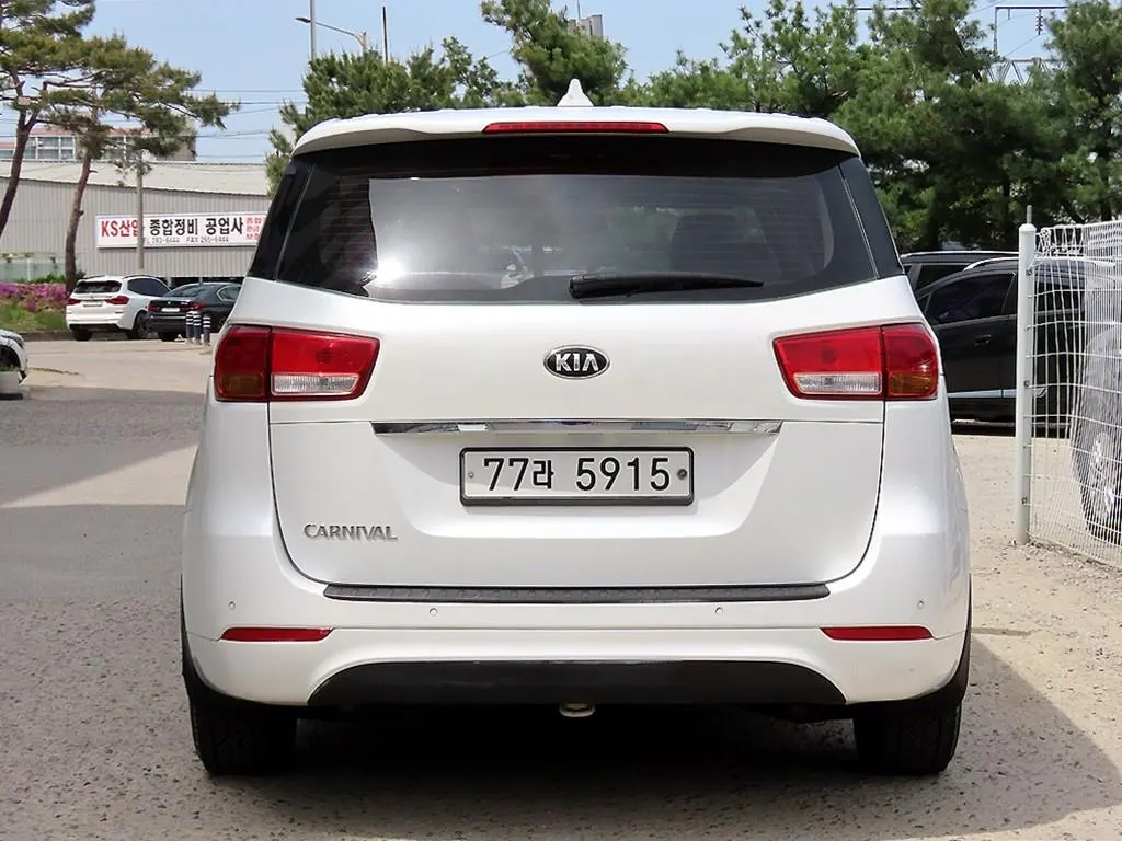 Kia 카니발 11 2014 3/5