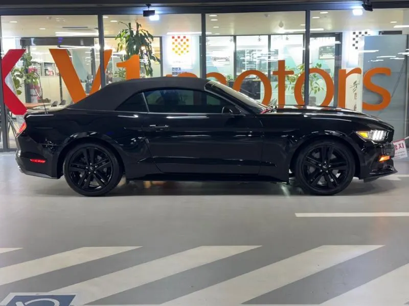 Ford 머스탱 2017 2/5