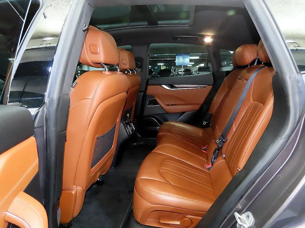 Maserati 르반떼 3.0 AWD 2017 4/5