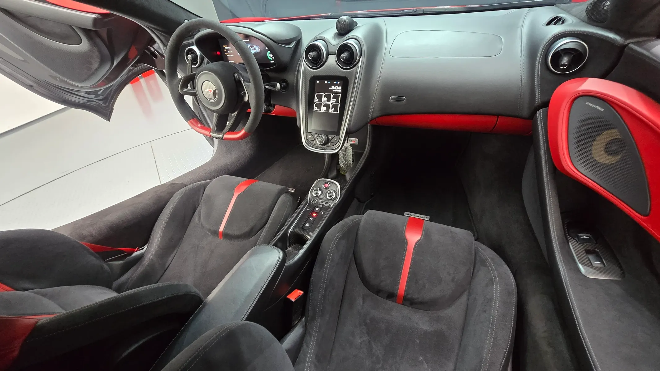 McLaren 570S 3.8 2017 4/5