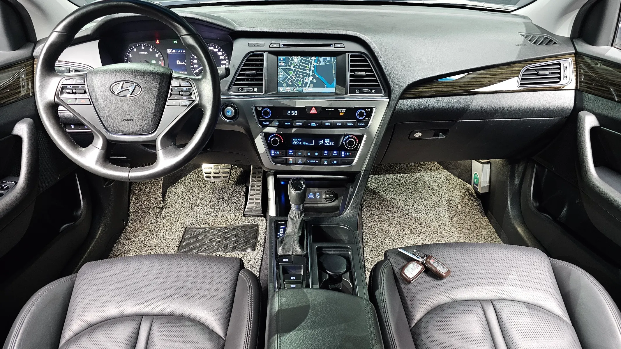 Hyundai LF 2.0 2016 4/5