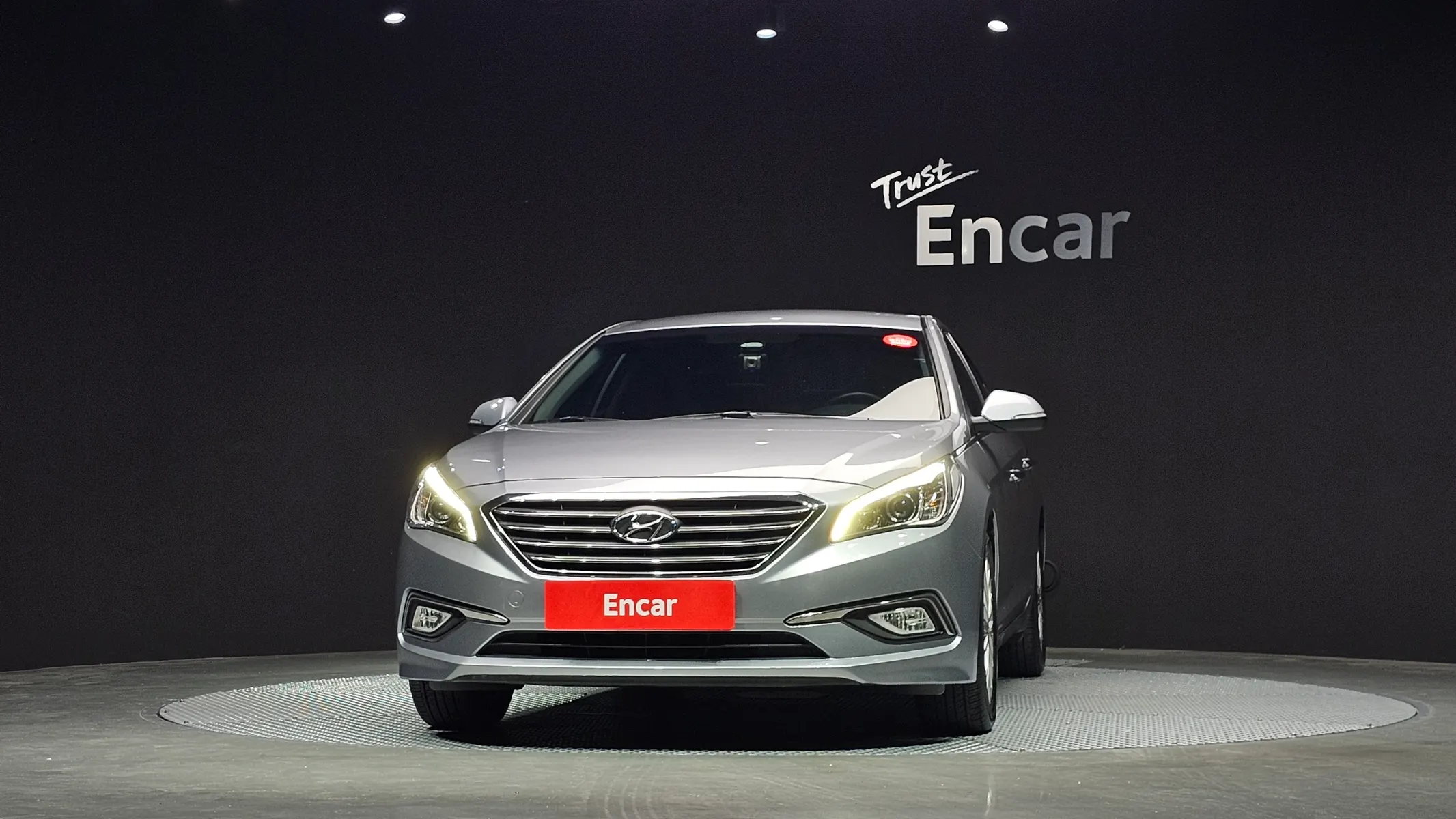 Hyundai LF 2.0 2016 2/5