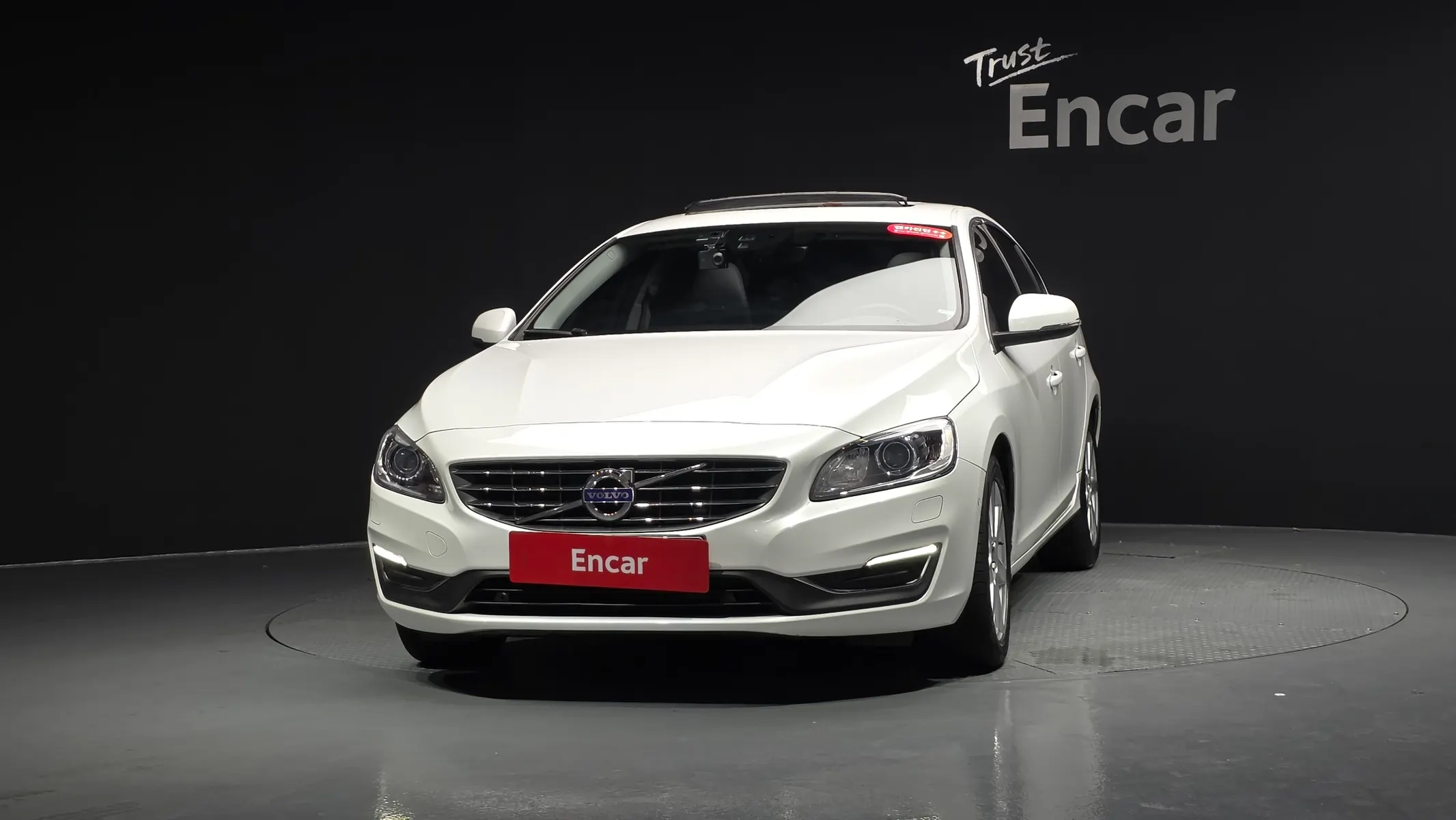 Volvo S60 D3 2016 2/5