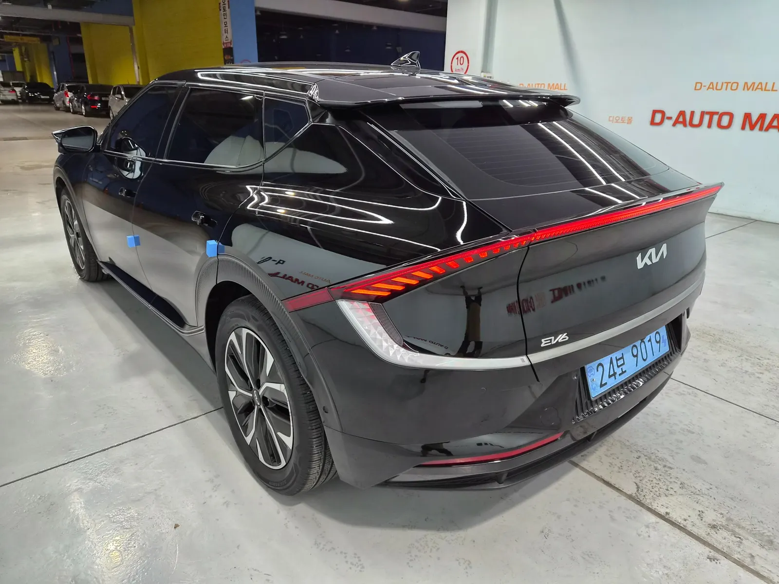 Kia EV6 4WD 2022 3/5
