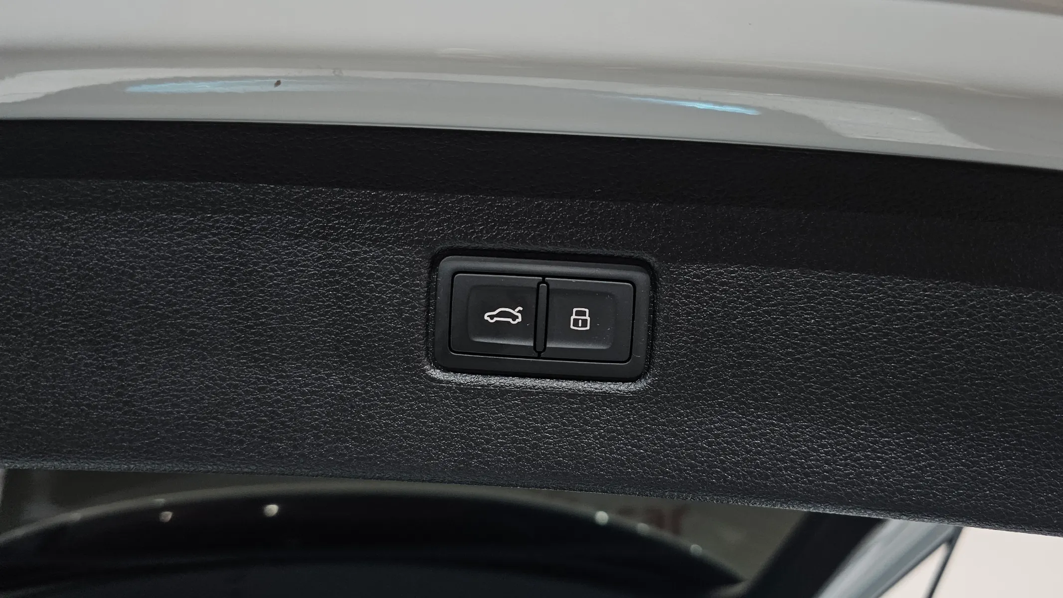 Audi Q7 (4M) 45 TFSI 2019 32/33