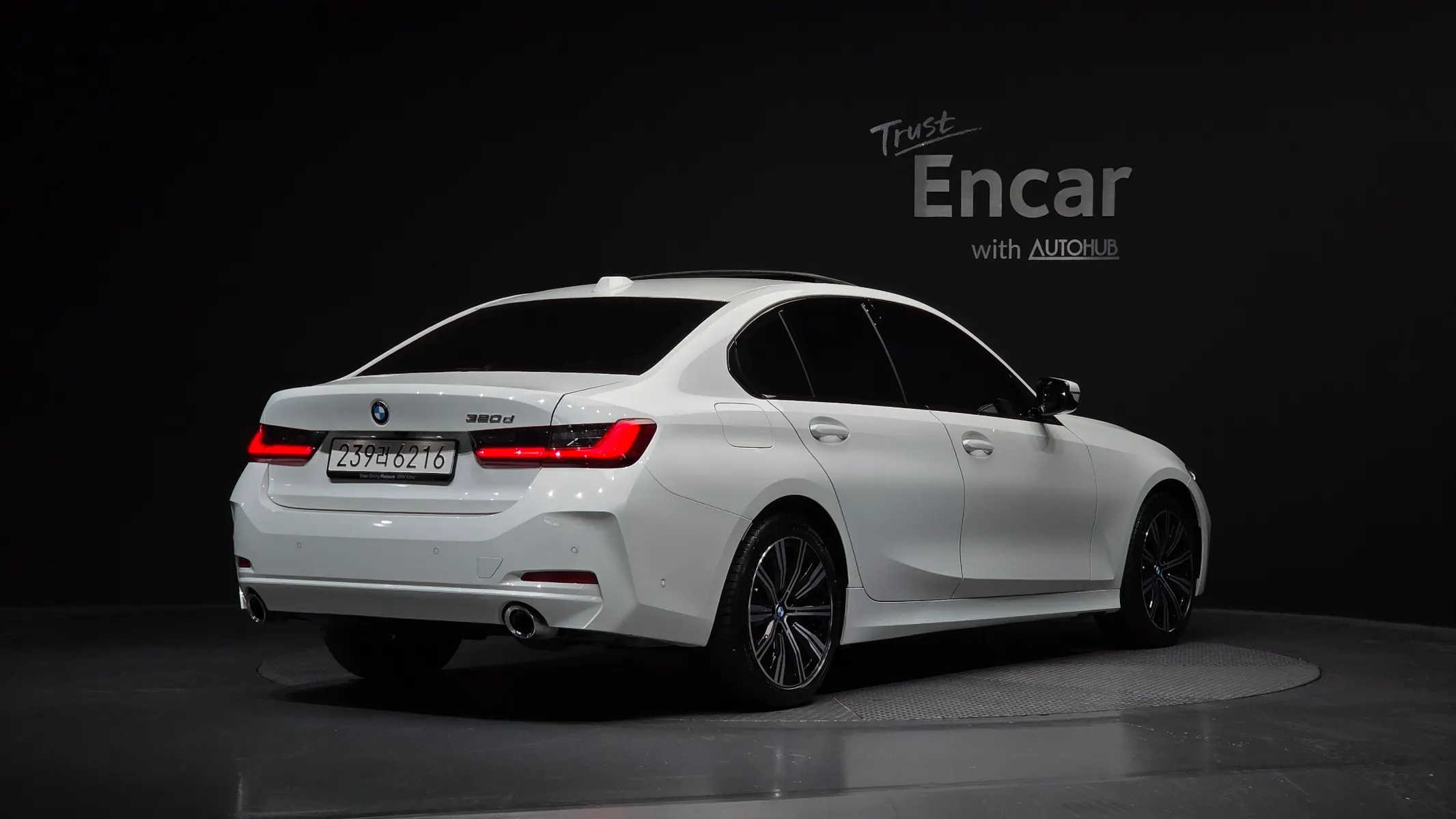 BMW 3 Series (G20) 320d 2025 2/37