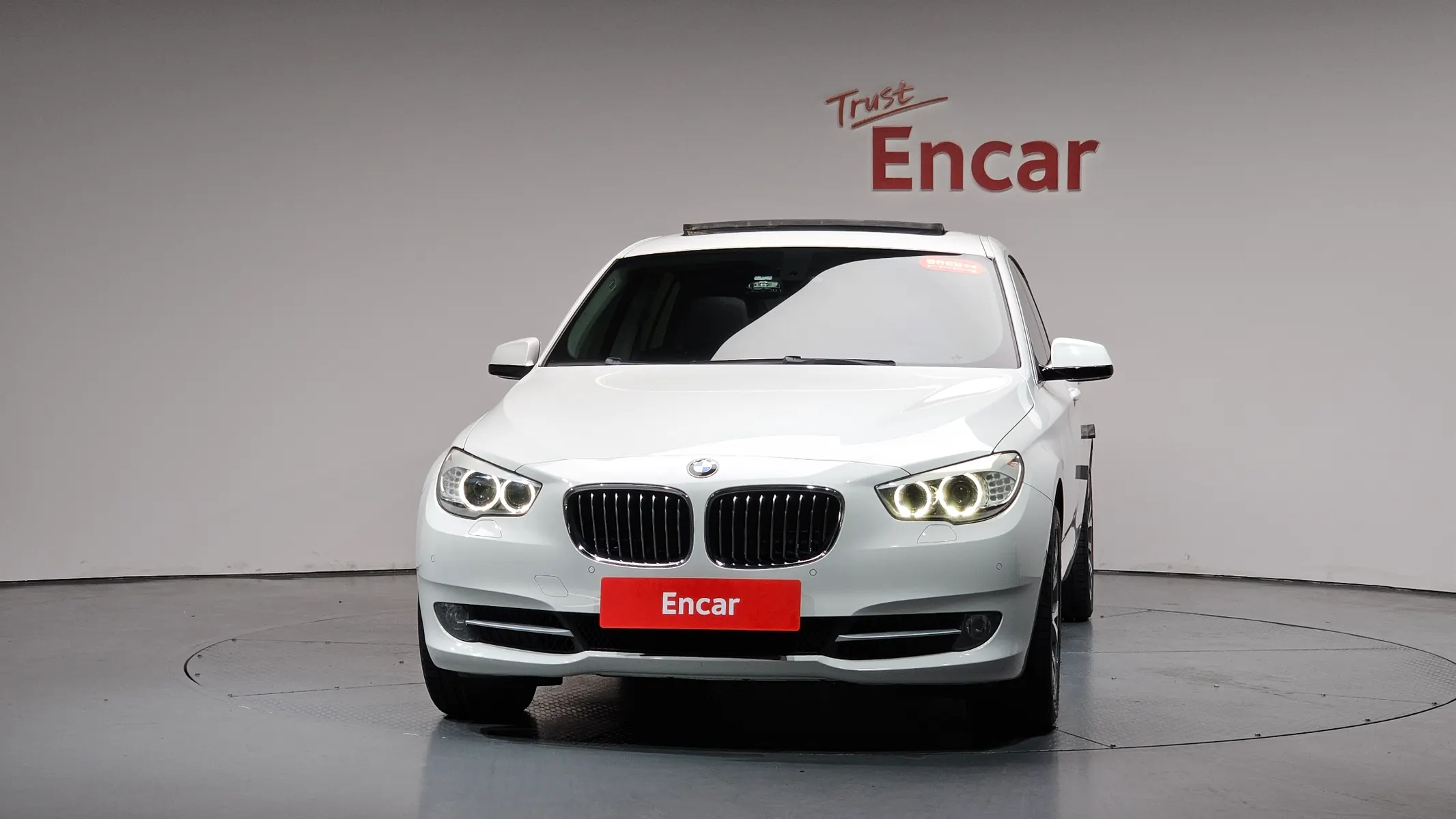 BMW 5 Series GT (F07) GT 30d xDrive 2013 3/40