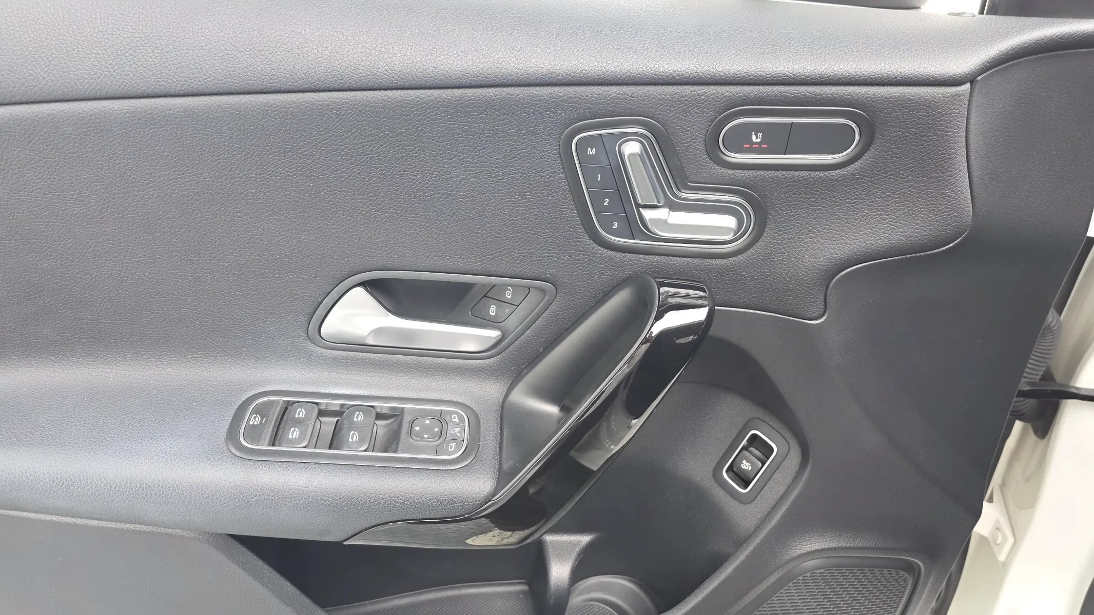 Mercedes-Benz A-Class W177 A220 2020 30/31