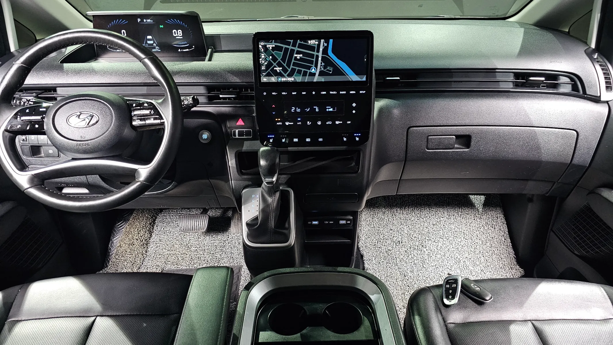 Hyundai Staria 5 2022 4/5