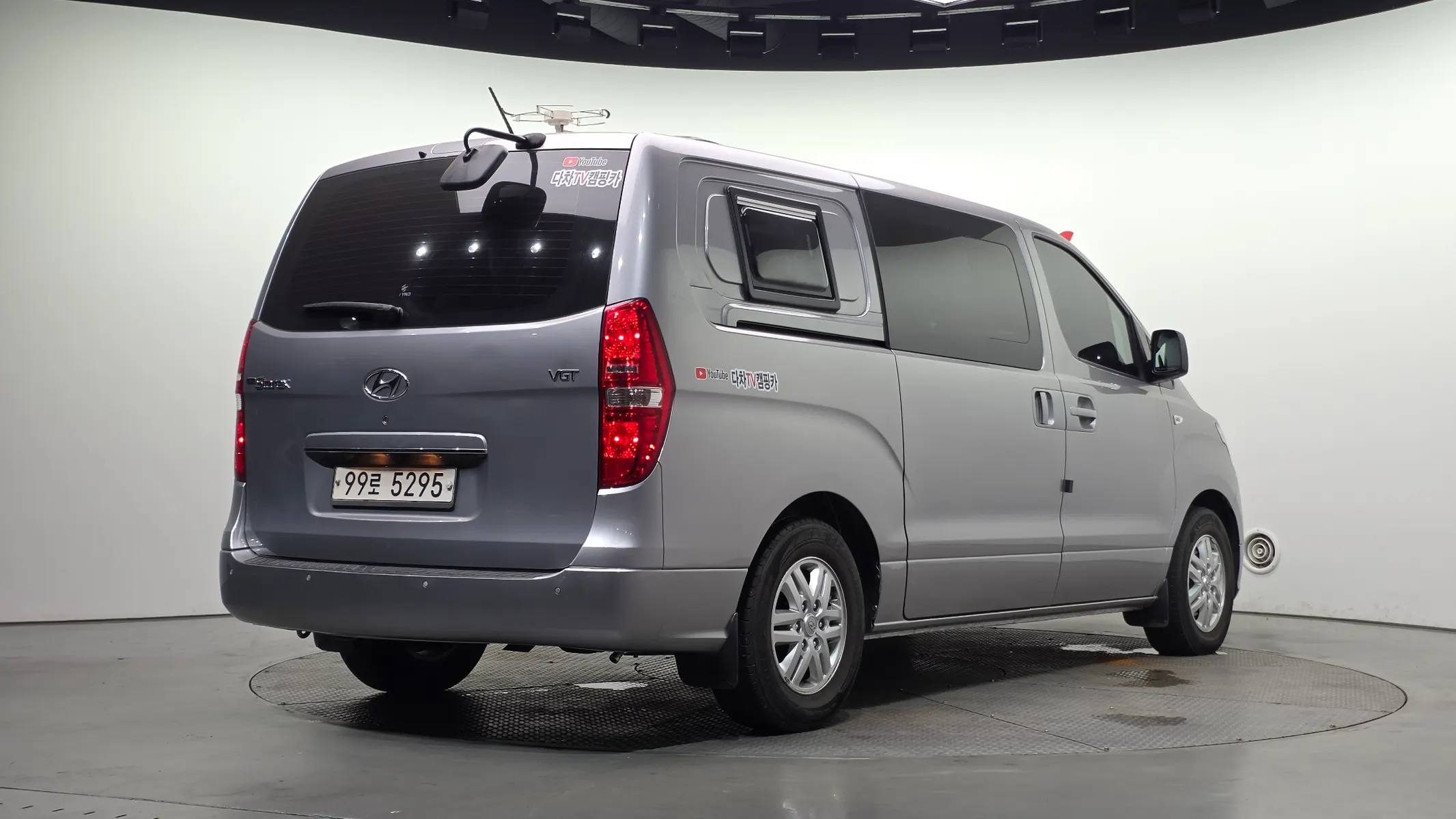 Hyundai 그랜드 스타렉스 2018 2/35