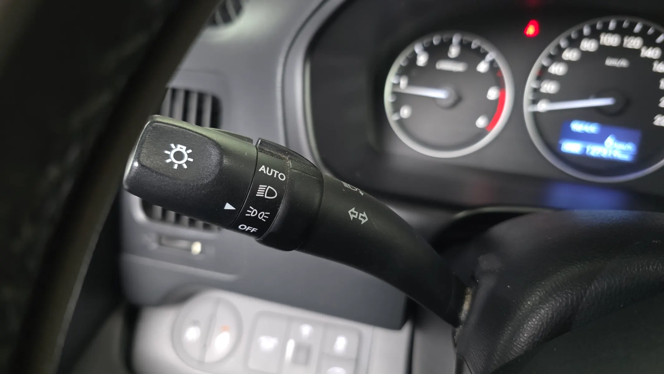 Hyundai 그랜드 스타렉스 2018 34/35