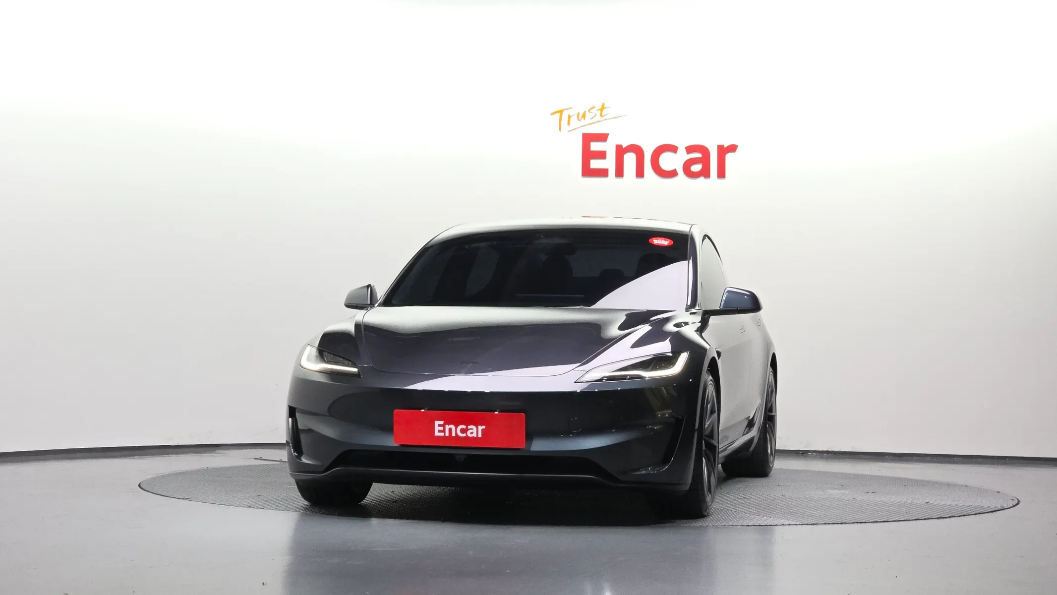 Tesla 3 AWD 2026 3/33