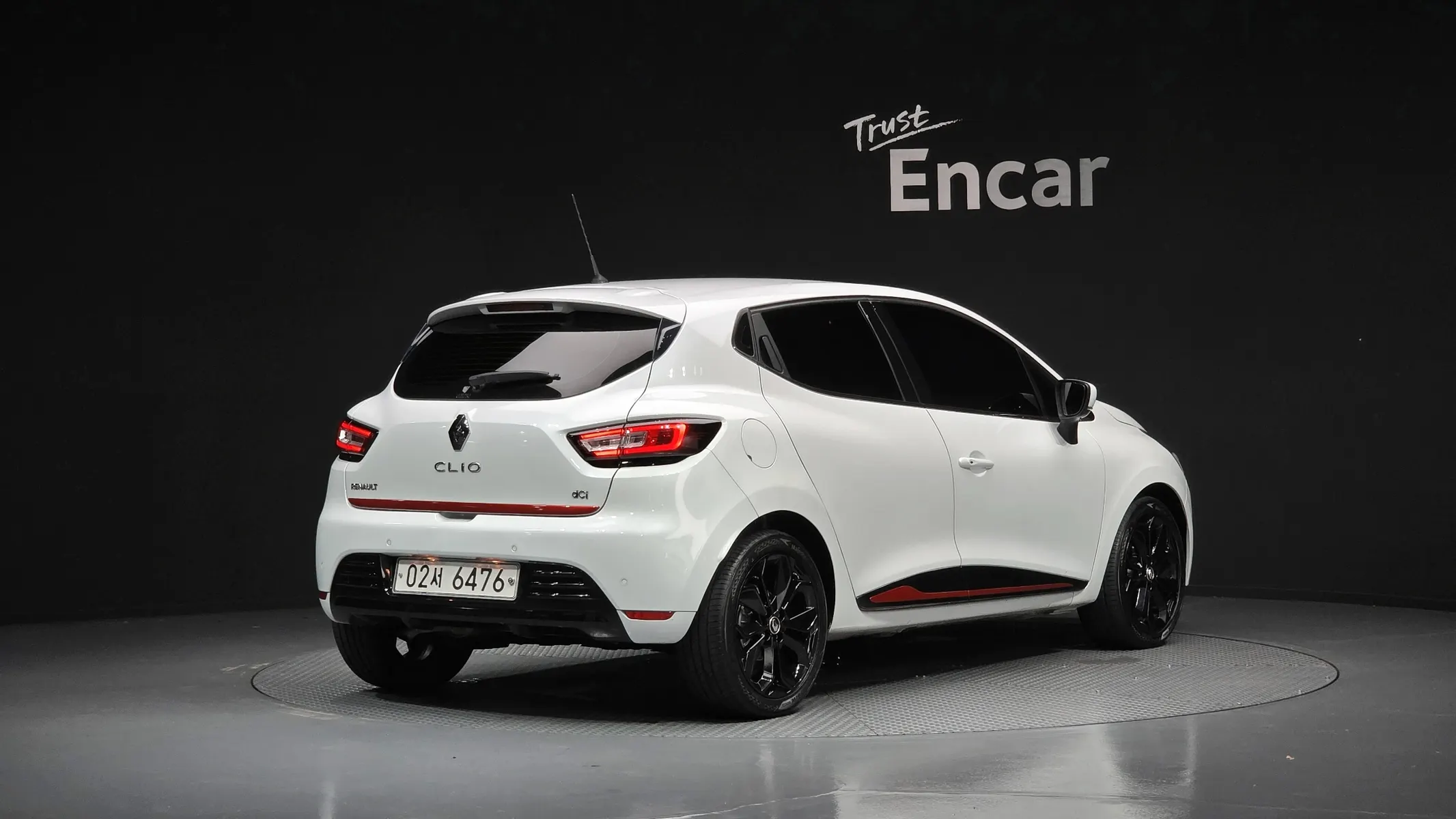 Renault Korea 클리오 2018 2/31