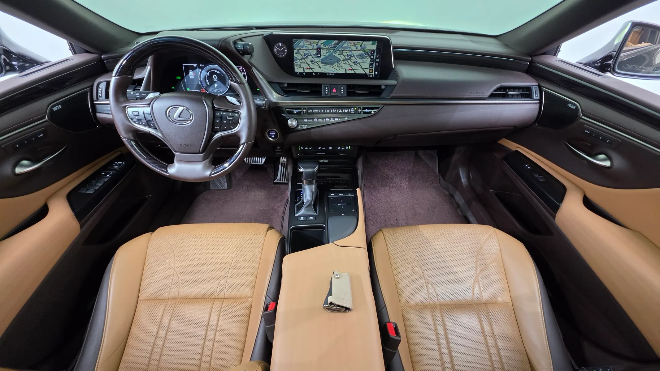 Lexus ES300h 7 2021 4/5