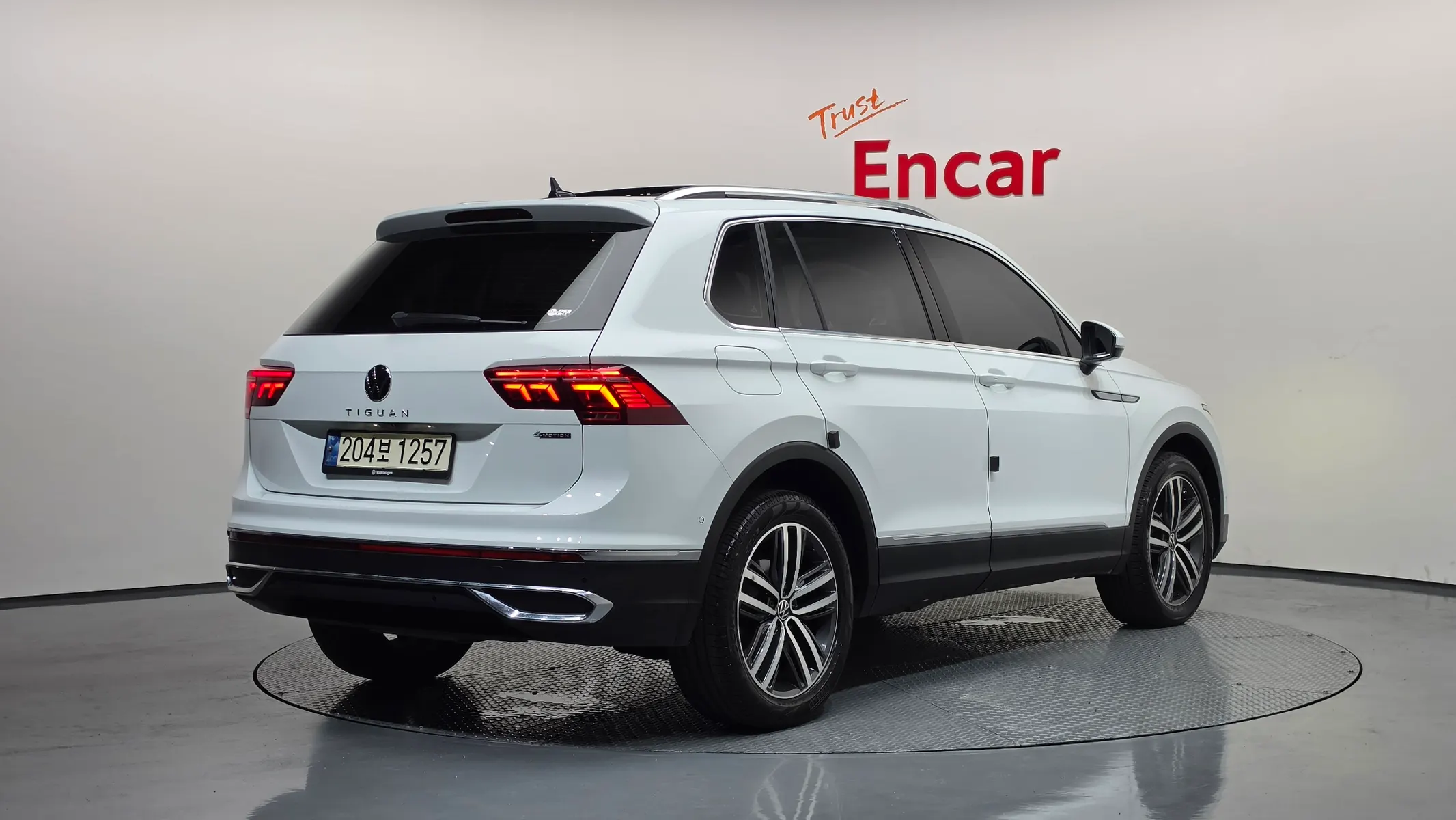 Volkswagen 2 2.0 TDI 4 2023 2/38