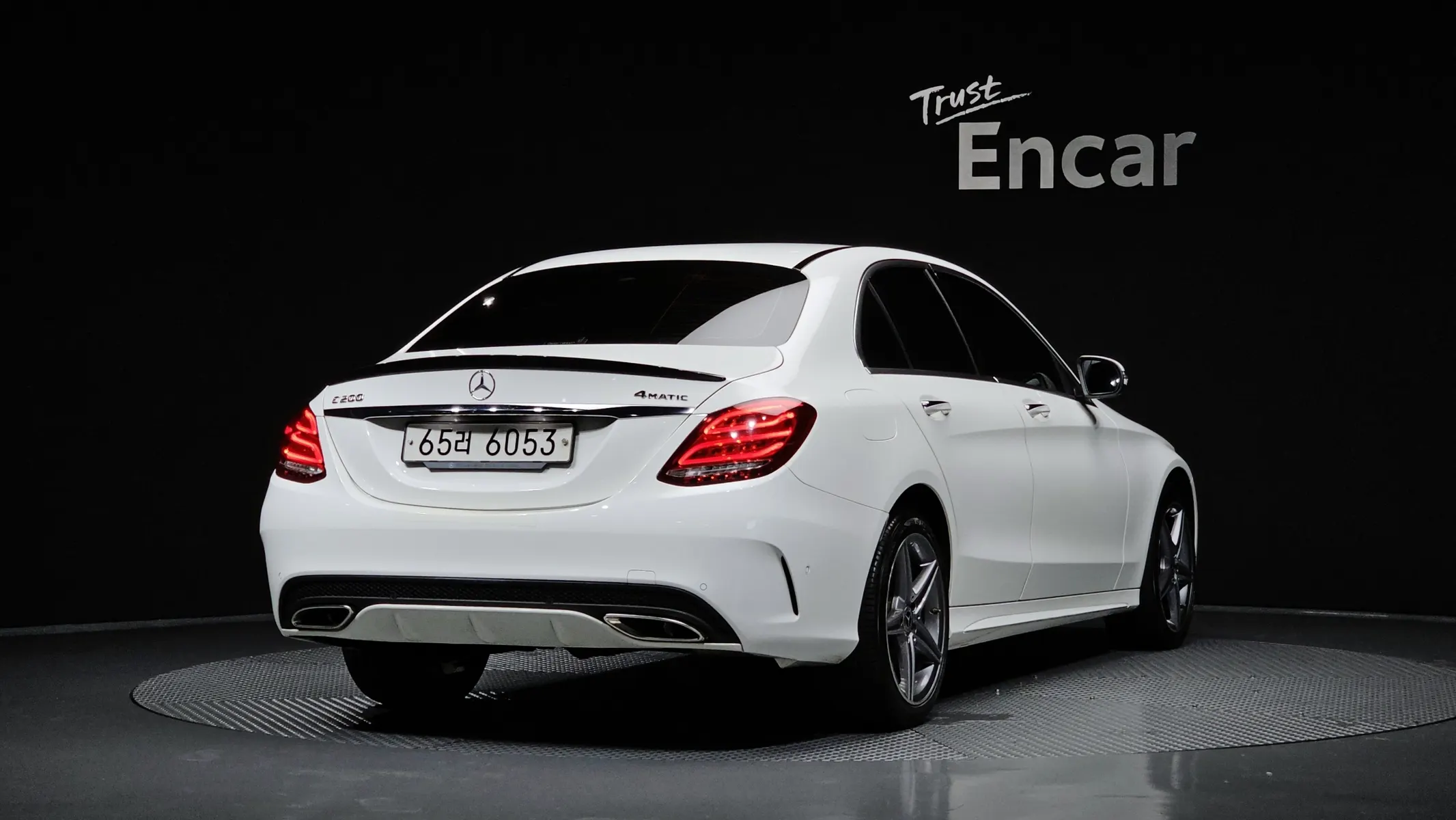 Mercedes-Benz C-Class W205 C200 4MATIC AMG Line 2018 2/31